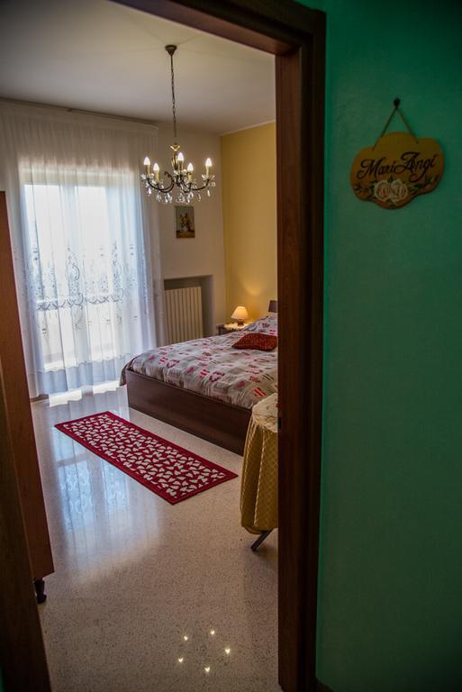 B&B Casa Mariangi Castellana Grotte Bagian luar foto