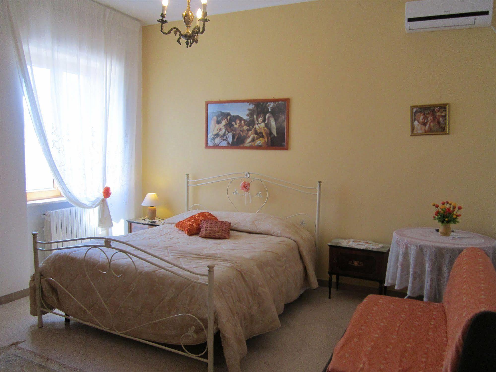 B&B Casa Mariangi Castellana Grotte Bagian luar foto