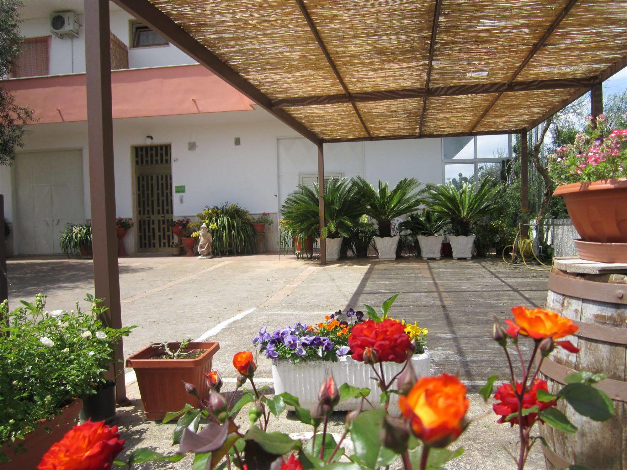 B&B Casa Mariangi Castellana Grotte Bagian luar foto